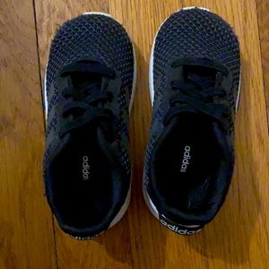 Toddler boy size 6 Adidas sneakers